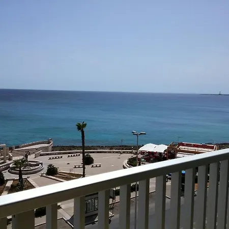 Lungomare Galileo Galilei Apartment